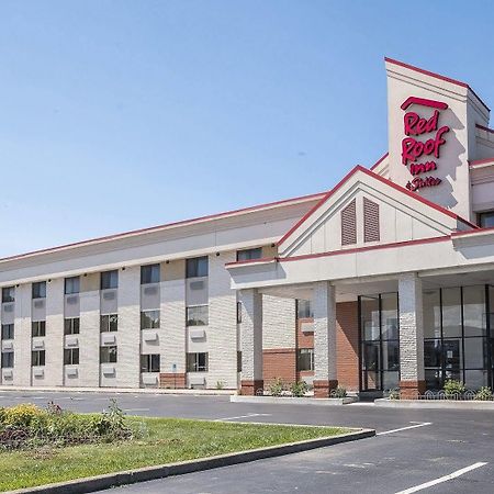 Red Roof Inn & Suites Cleveland - Елирия Екстериор снимка